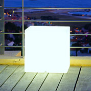 Cubo Luminoso Blanco toma eléctrica - 40x40x40 cm